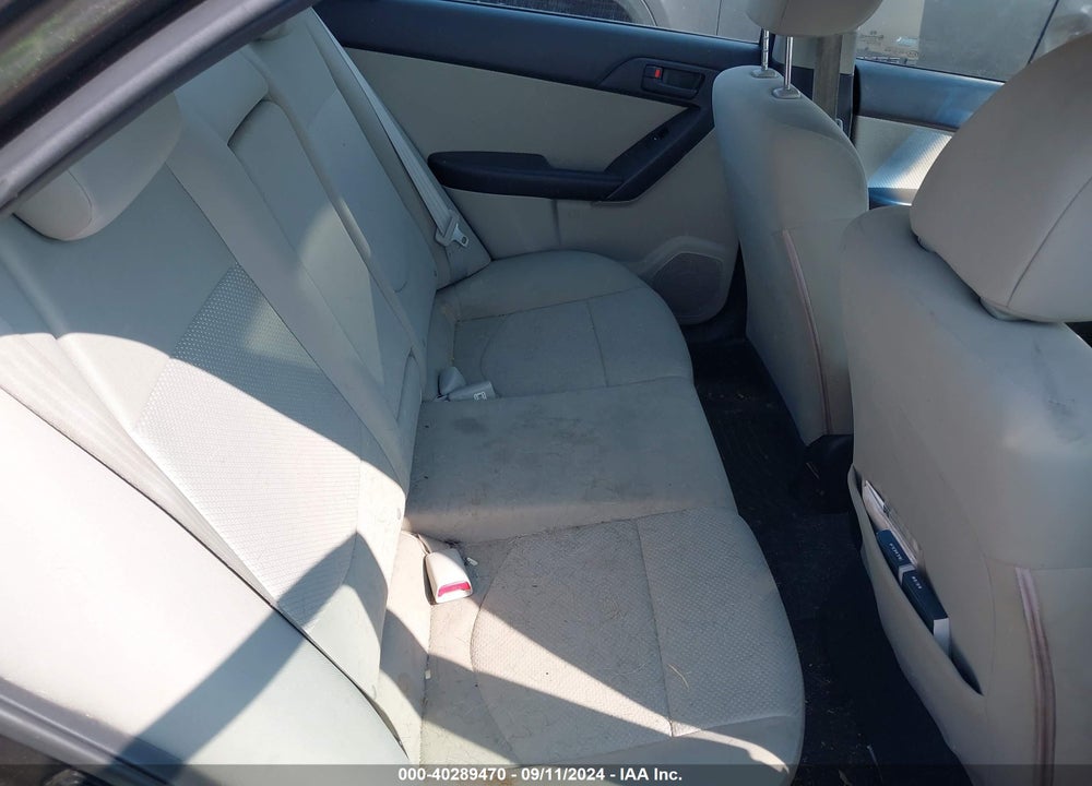 2011 KIA FORTE EX VIN: KNAFU4A23B5411854