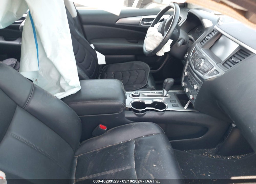2017 NISSAN PATHFINDER SL VIN: 5N1DR2MM8HC637577