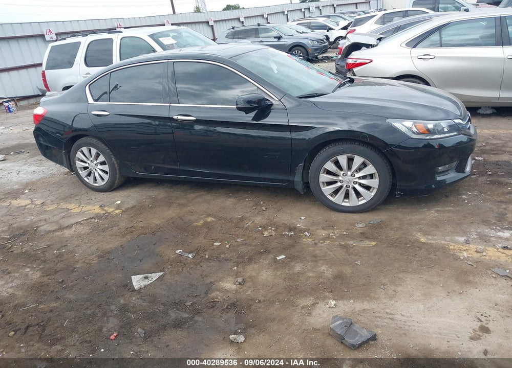 2015 HONDA ACCORD EX-L V-6 VIN: 1HGCR3F82FA007618
