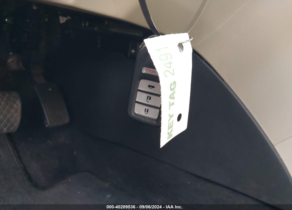 2015 HONDA ACCORD EX-L V-6 VIN: 1HGCR3F82FA007618