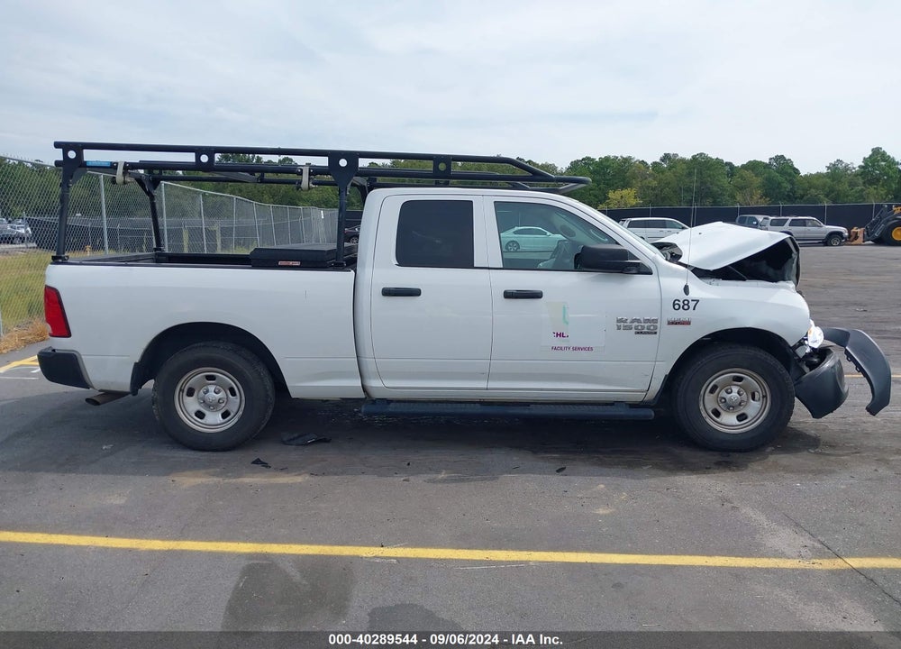 2019 RAM 1500 CLASSIC VIN: 1C6RR6FT4KS649414