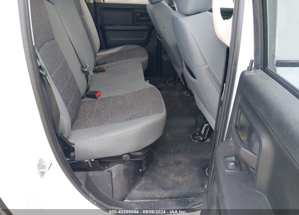 2019 RAM 1500 CLASSIC VIN: 1C6RR6FT4KS649414