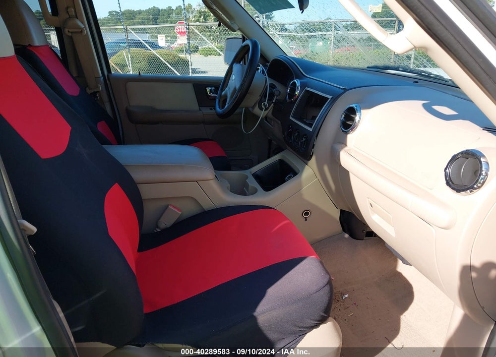 2005 FORD EXPEDITION XLT VIN: 1FMPU15565LA09266