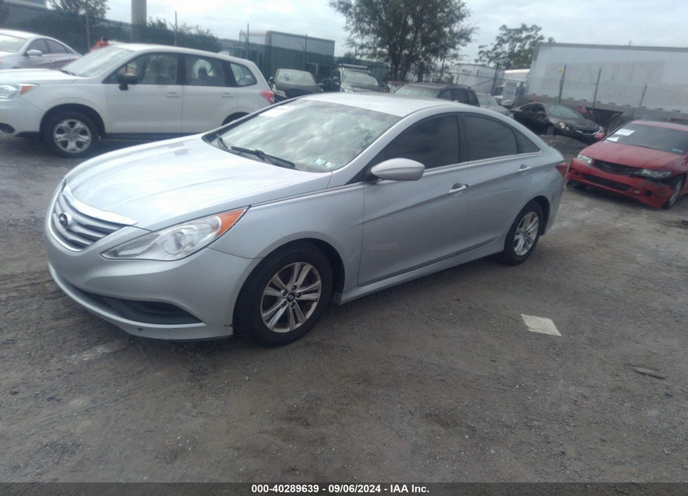2014 HYUNDAI SONATA GLS VIN: 5NPEB4AC7EH855515