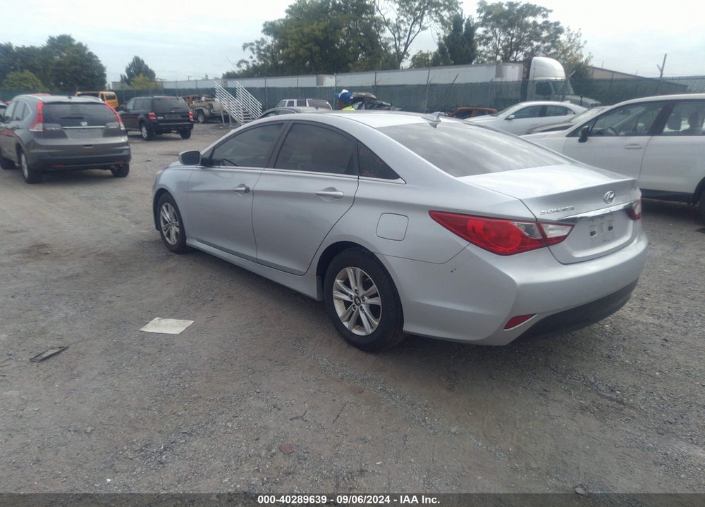 2014 HYUNDAI SONATA GLS VIN: 5NPEB4AC7EH855515