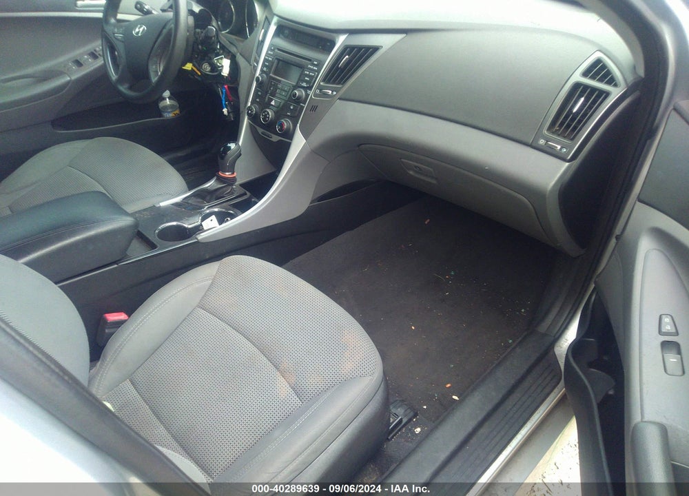2014 HYUNDAI SONATA GLS VIN: 5NPEB4AC7EH855515