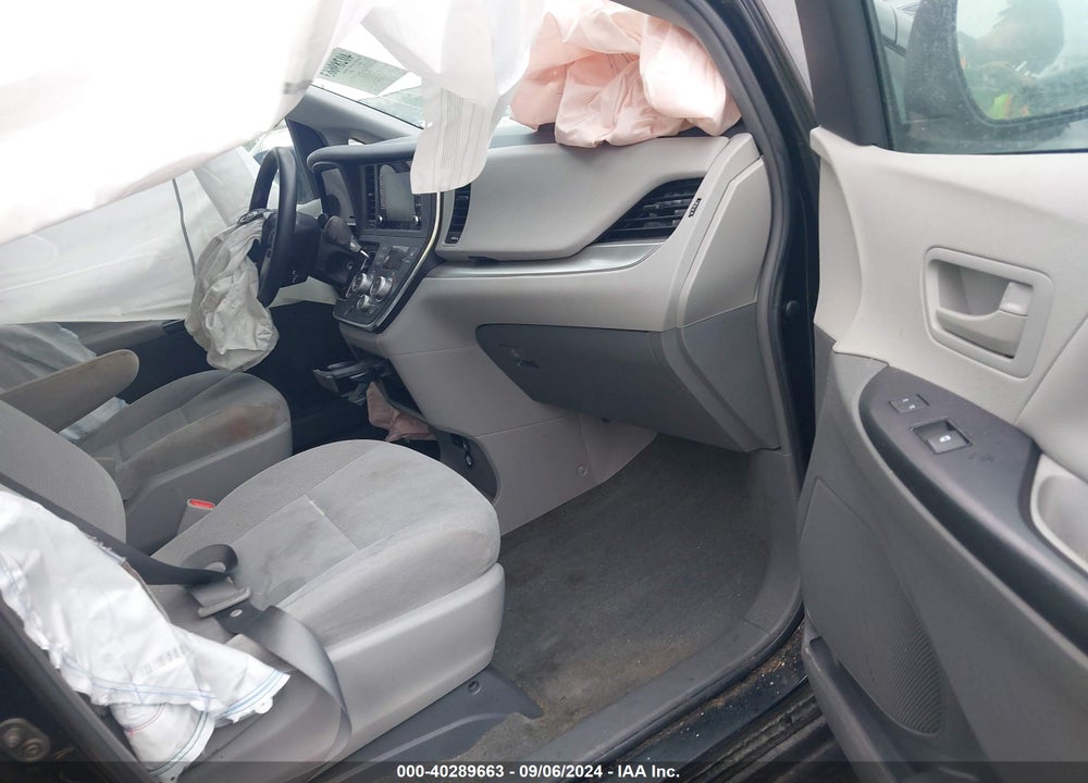 2019 TOYOTA SIENNA L 7 PASSENGER VIN: 5TDZZ3DC6KS976741