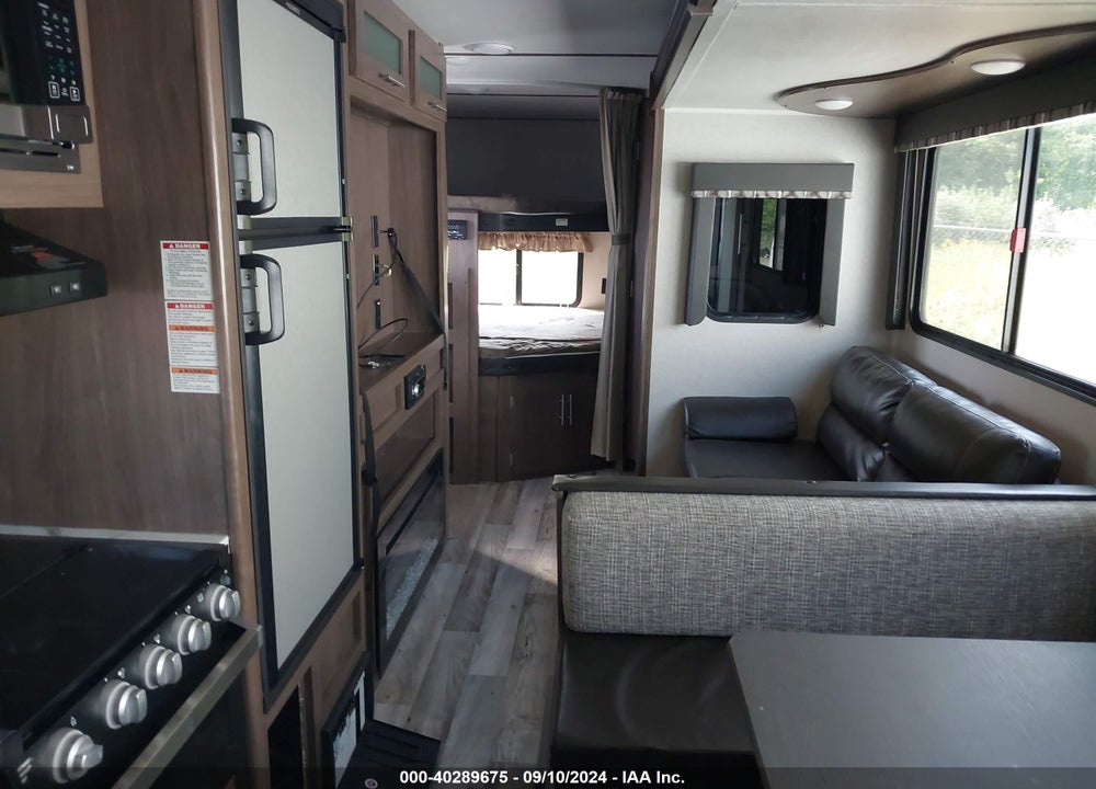 2019 KEYSTONE RV OTHER VIN: 4YDT29F2XK7246646