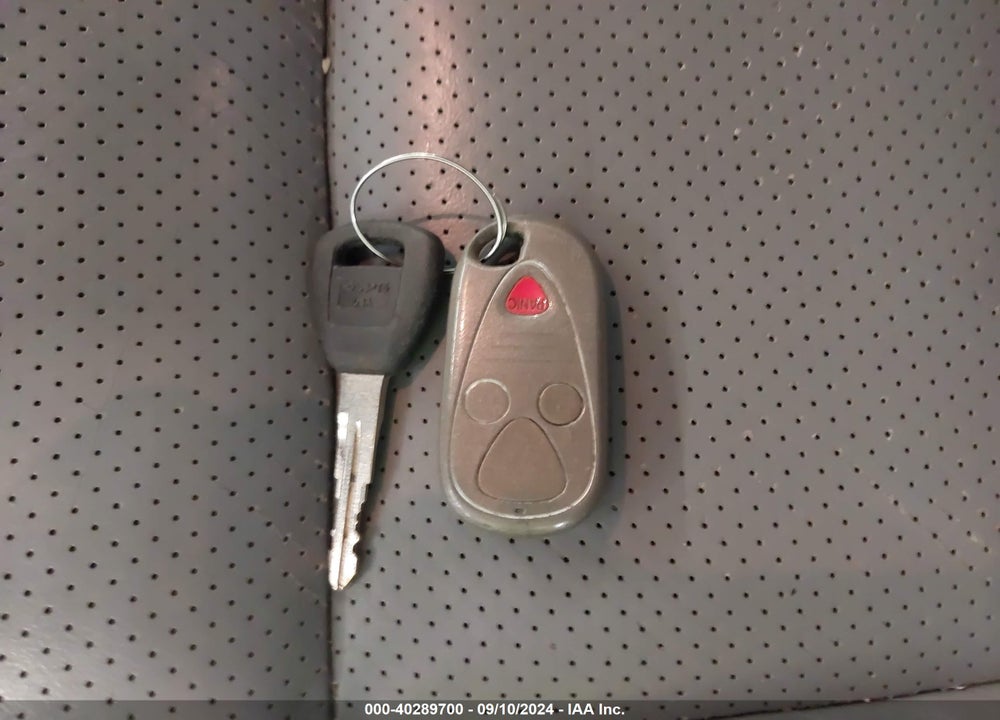 2003 ACURA MDX VIN: 2HNYD18813H510360