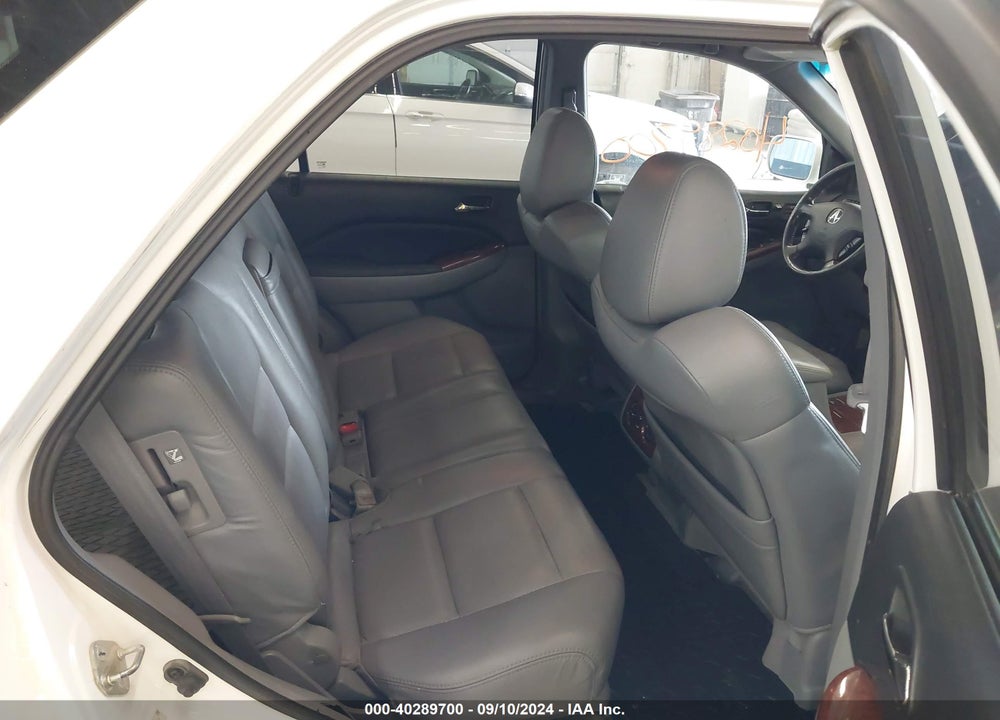 2003 ACURA MDX VIN: 2HNYD18813H510360