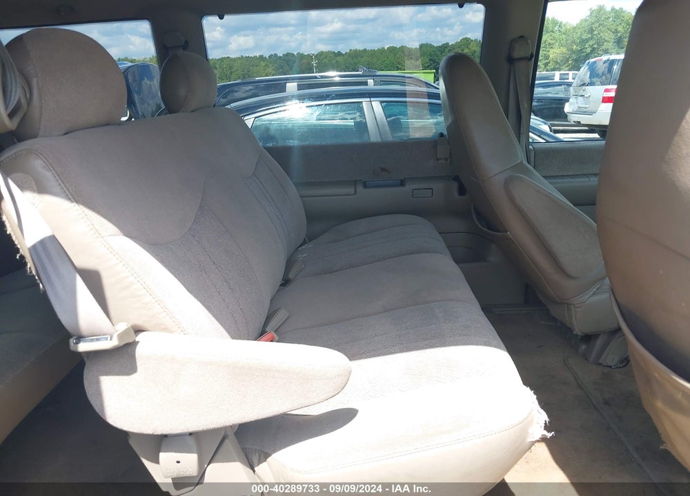 2000 CHEVROLET ASTRO VIN: 1GNDM19W2YB145440