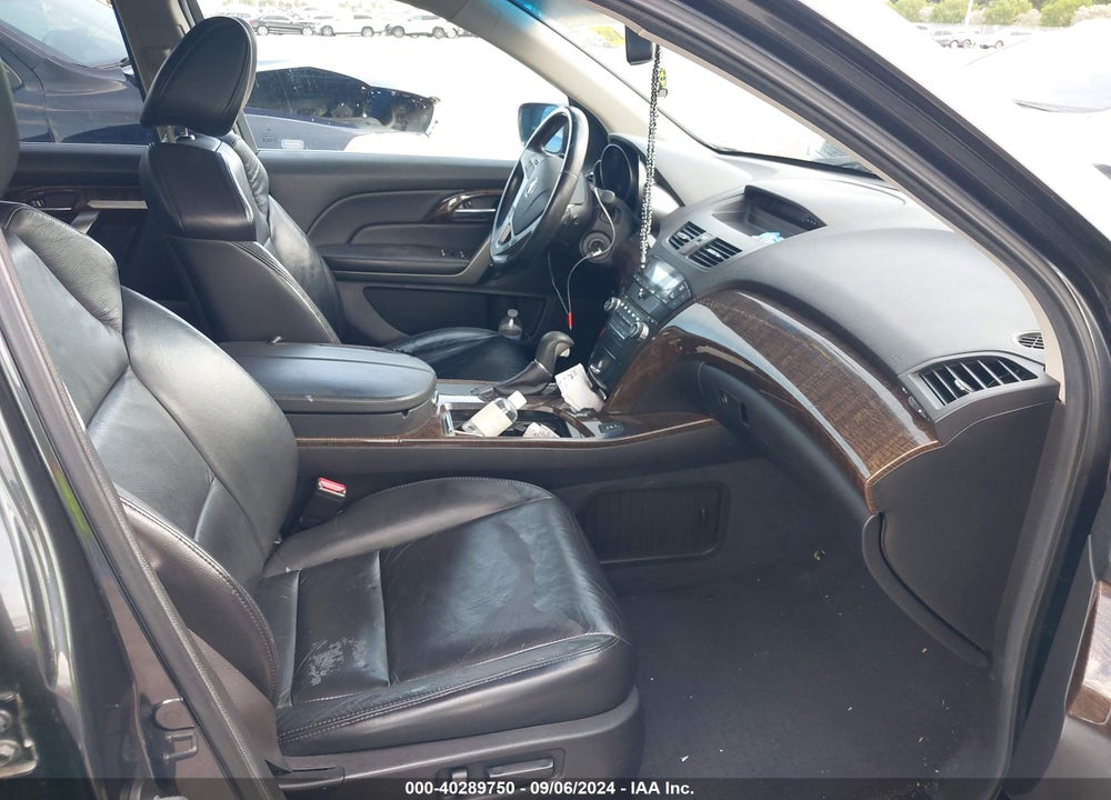 2013 ACURA MDX VIN: 2HNYD2H25DH516083