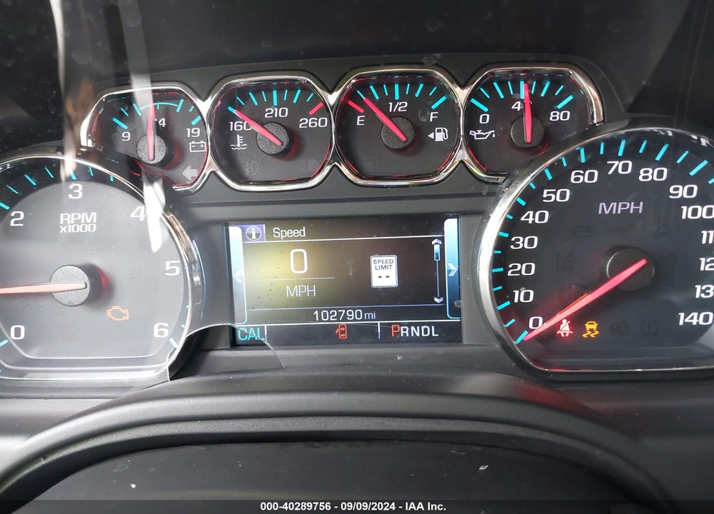 2020 CHEVROLET SUBURBAN 2WD LT VIN: 1GNSCHKC6LR147002