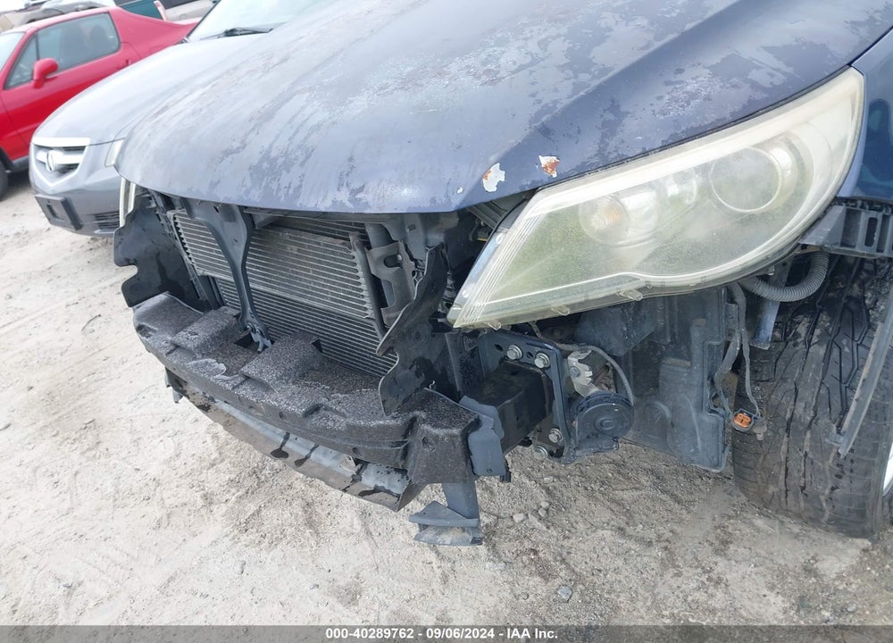 2011 VOLKSWAGEN TIGUAN SEL VIN: WVGBV7AX3BW537231