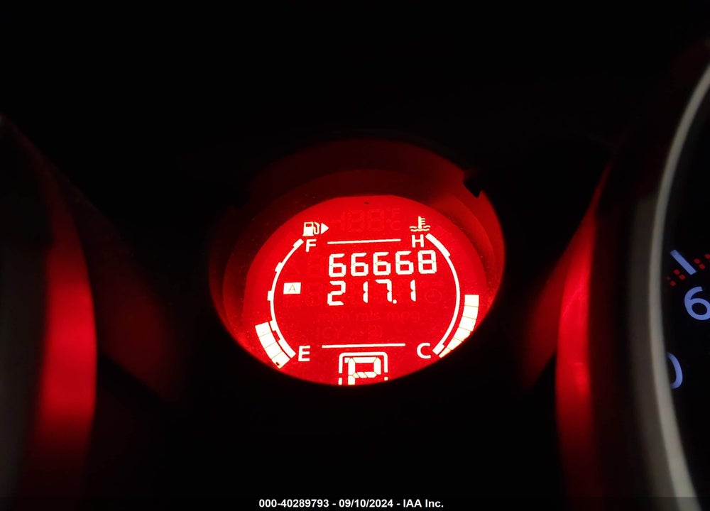 2010 NISSAN ROGUE VIN: JN8AS5MV1AW111094