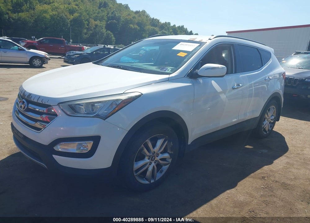 2013 HYUNDAI SANTA FE VIN: 5XYZU3LA0DG077887