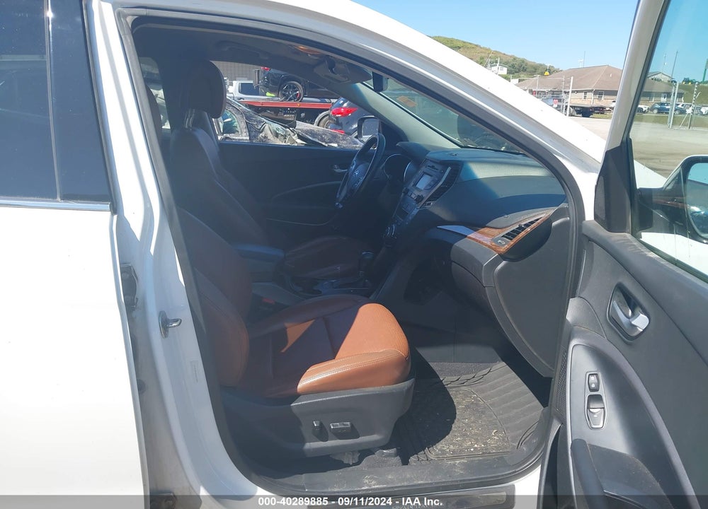 2013 HYUNDAI SANTA FE VIN: 5XYZU3LA0DG077887