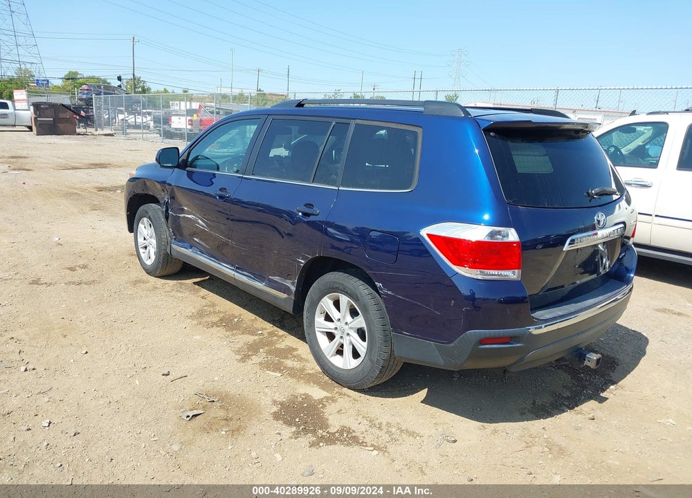 2013 TOYOTA HIGHLANDER SE V6 VIN: 5TDBK3EH0DS261263