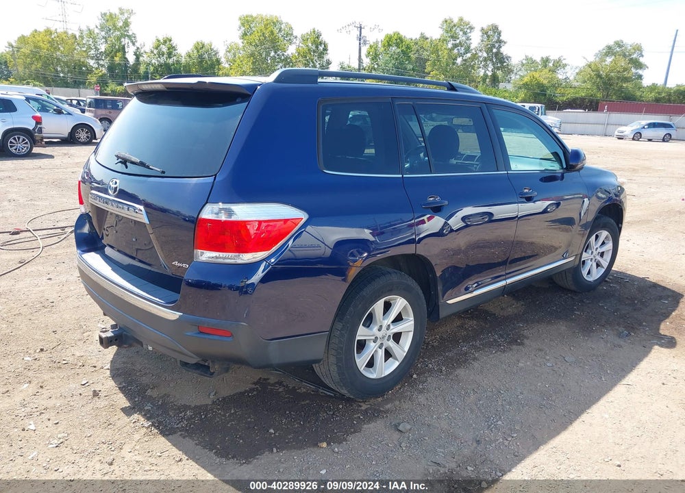 2013 TOYOTA HIGHLANDER SE V6 VIN: 5TDBK3EH0DS261263