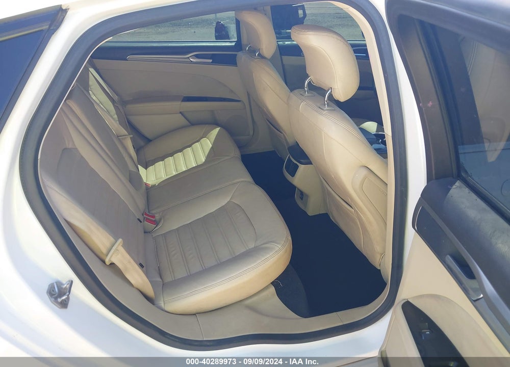 2015 FORD FUSION SE VIN: 3FA6P0H7XFR141664