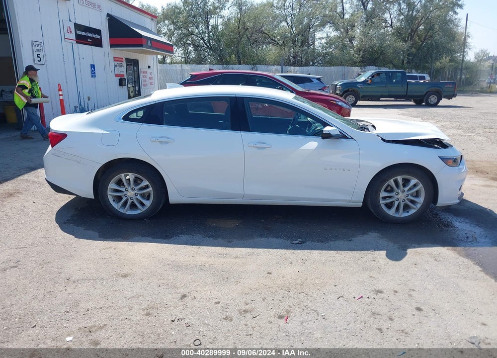 2018 CHEVROLET MALIBU LT VIN: 1G1ZD5ST3JF211412
