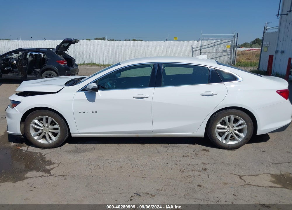 2018 CHEVROLET MALIBU LT VIN: 1G1ZD5ST3JF211412