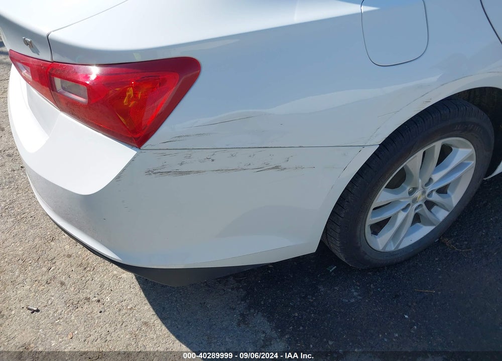 2018 CHEVROLET MALIBU LT VIN: 1G1ZD5ST3JF211412