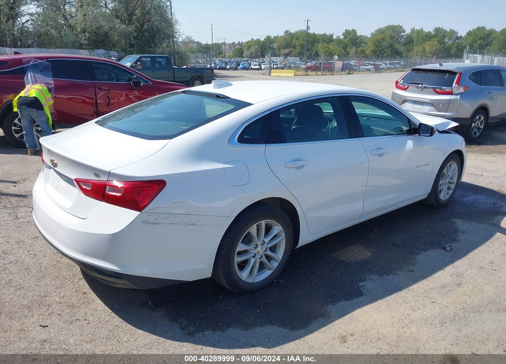 2018 CHEVROLET MALIBU LT VIN: 1G1ZD5ST3JF211412