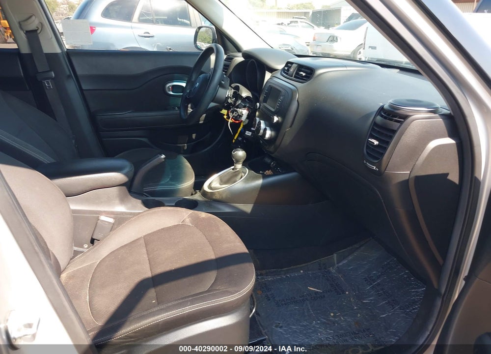 2018 KIA SOUL VIN: KNDJN2A28J7578082