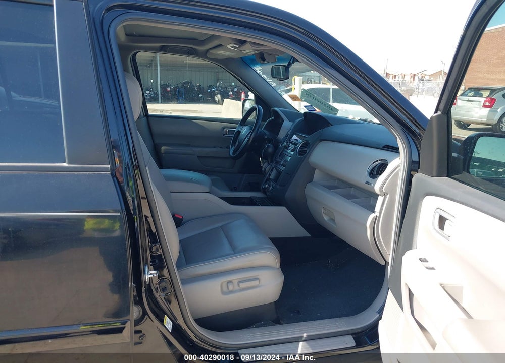 2012 HONDA PILOT EX-L VIN: 5FNYF4H72CB007144