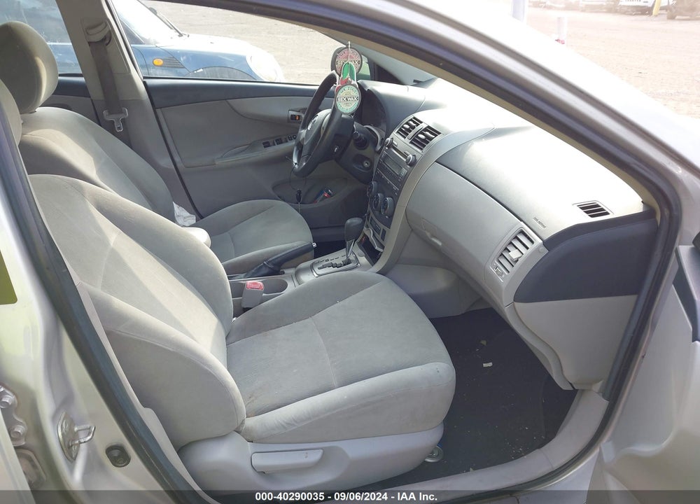 2011 TOYOTA COROLLA LE VIN: 2T1BU4EE1BC546405