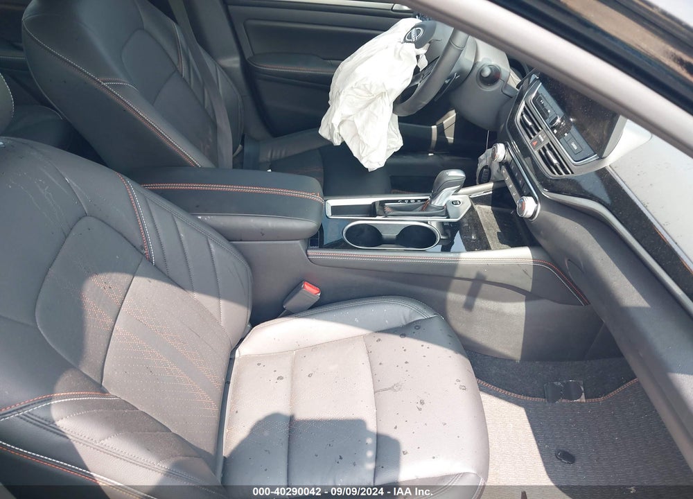 2024 NISSAN ALTIMA SR FWD VIN: 1N4BL4CV3RN332471