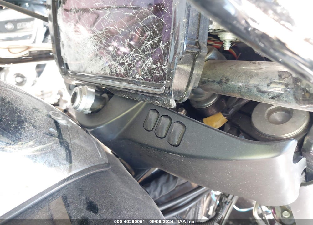 2019 HARLEY-DAVIDSON FLHX VIN: 1HD1KBC11KB651870