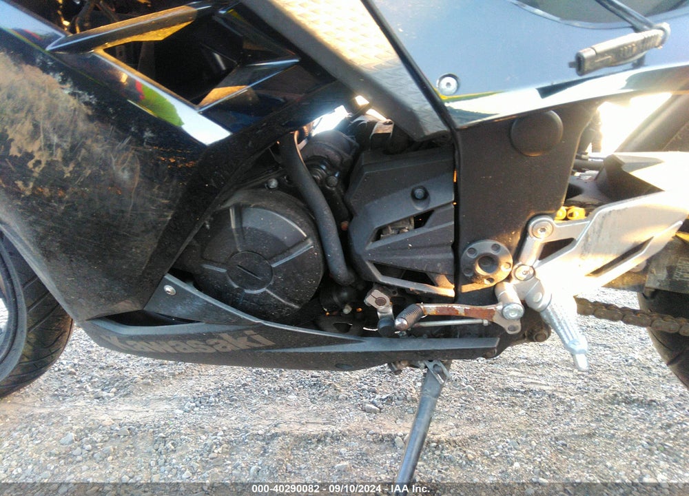 2014 KAWASAKI EX300 B VIN: JKAEX8B19EDA08875