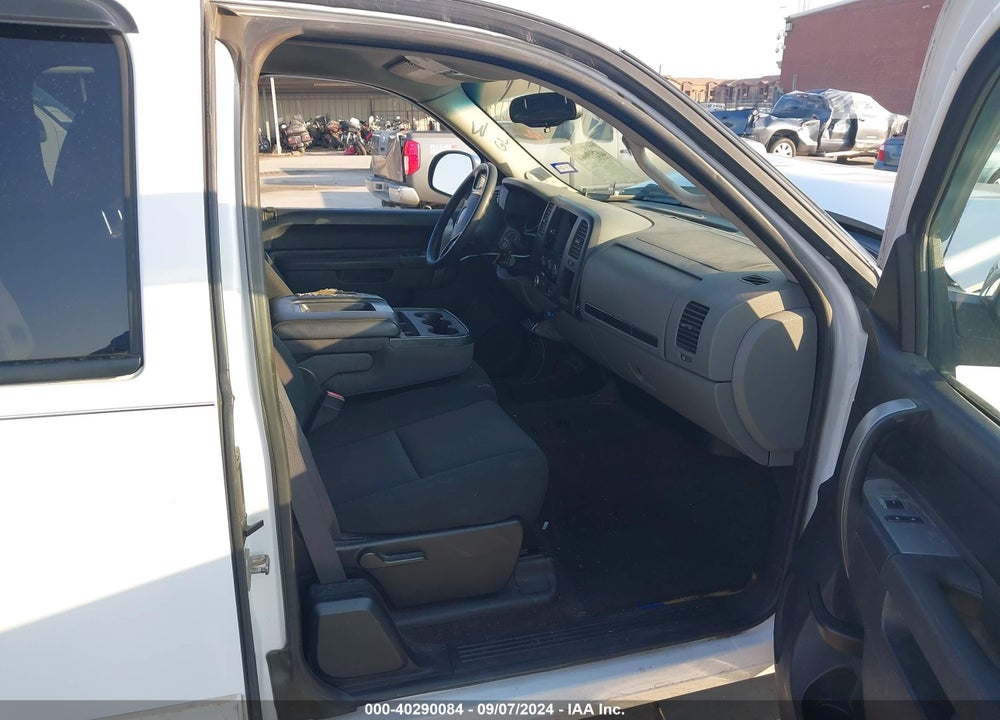 2011 GMC SIERRA 1500 SL VIN: 1GTR1UEA9BZ418567