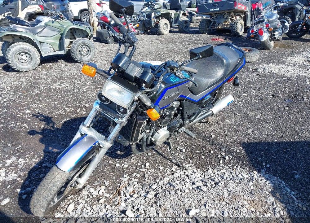 1985 HONDA VF1100 S VIN: 1HFSC1702FA105062