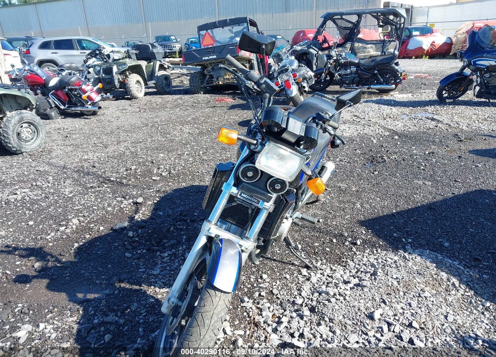 1985 HONDA VF1100 S VIN: 1HFSC1702FA105062