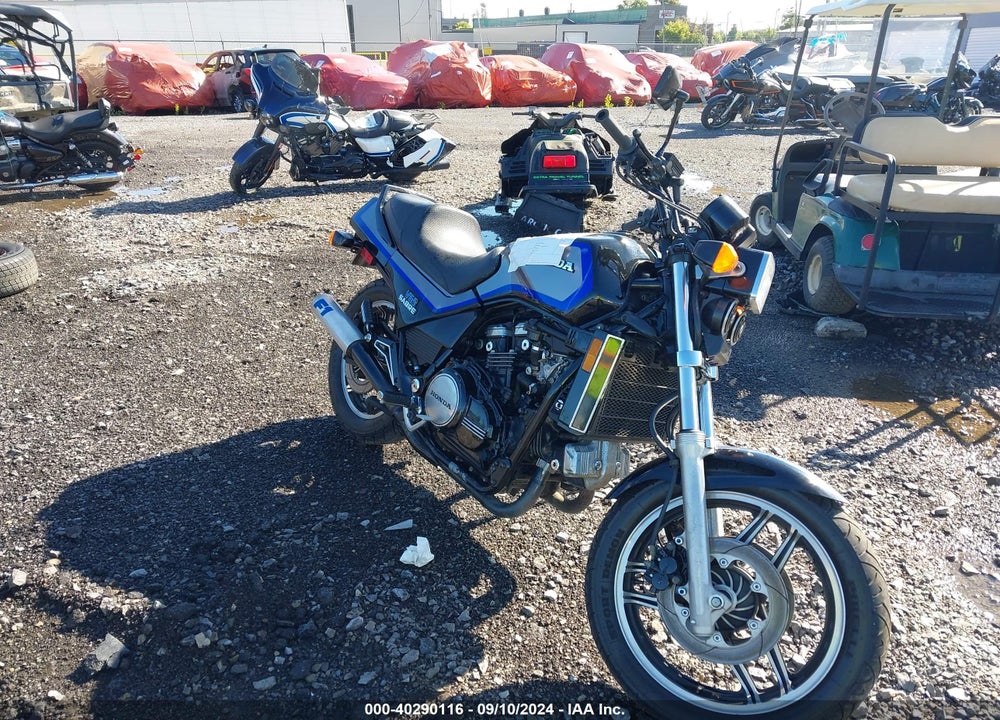 1985 HONDA VF1100 S VIN: 1HFSC1702FA105062