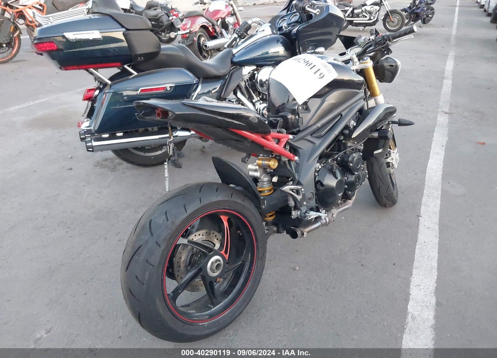 2013 TRIUMPH MOTORCYCLE SPEED TRIPLE R ABS VIN: SMTN03PK7DT599029
