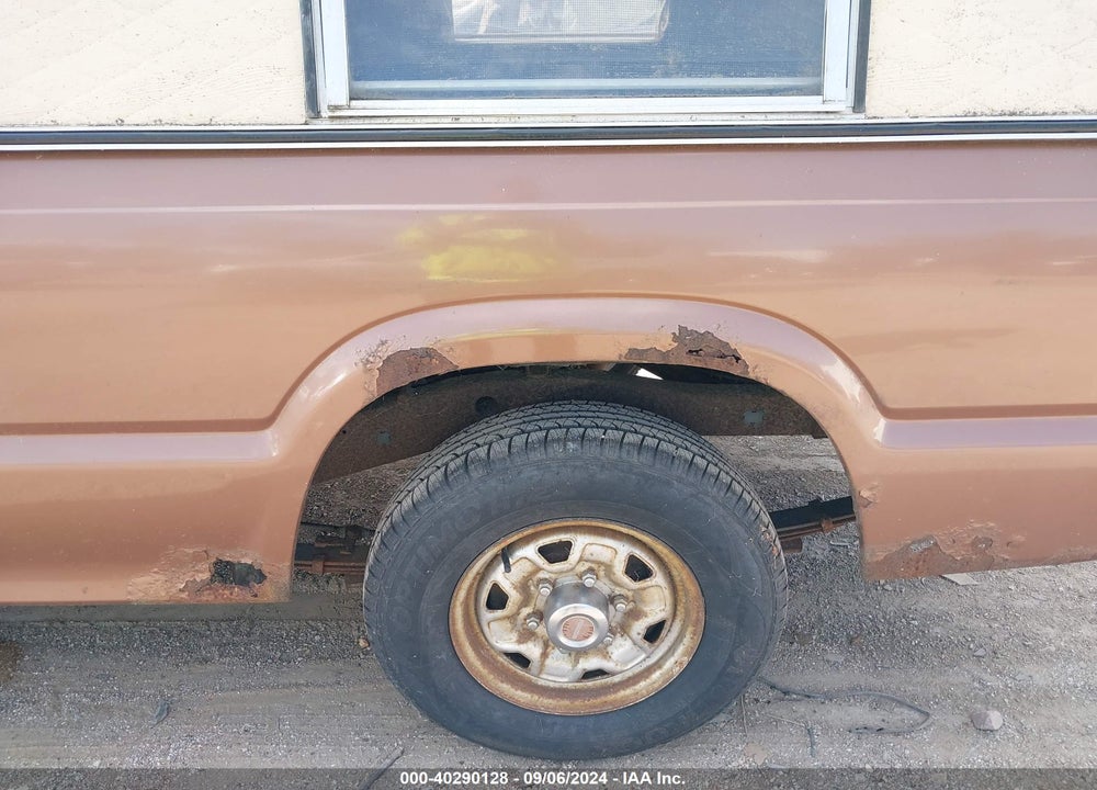 1987 MAZDA B2000 VIN: JM2UF1110H0599034