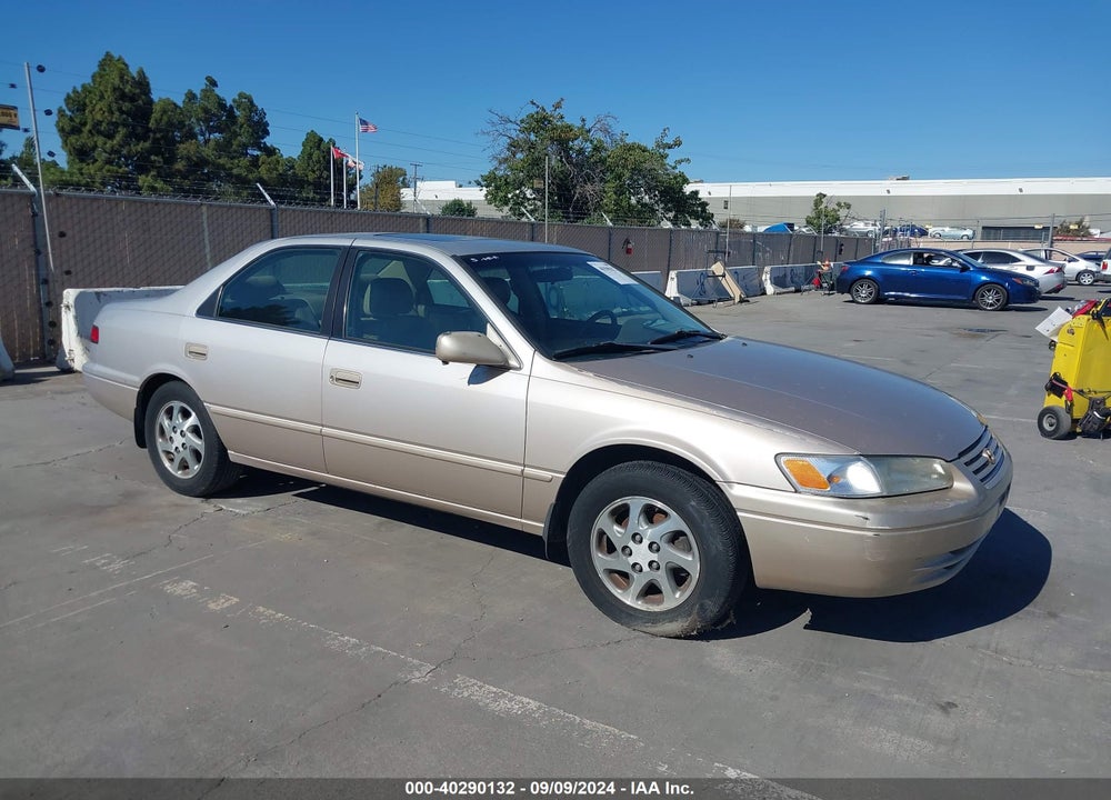 1998 TOYOTA CAMRY XLE V6 VIN: 4T1BF28K2WU057791