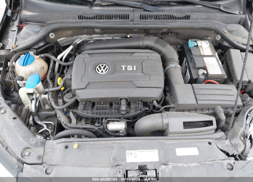 2014 VOLKSWAGEN JETTA 1.8T SE VIN: 3VWD17AJ5EM313920
