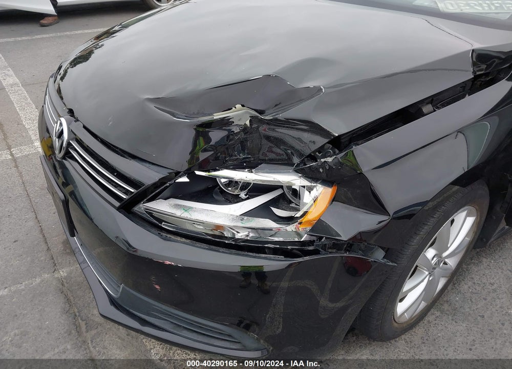 2014 VOLKSWAGEN JETTA 1.8T SE VIN: 3VWD17AJ5EM313920