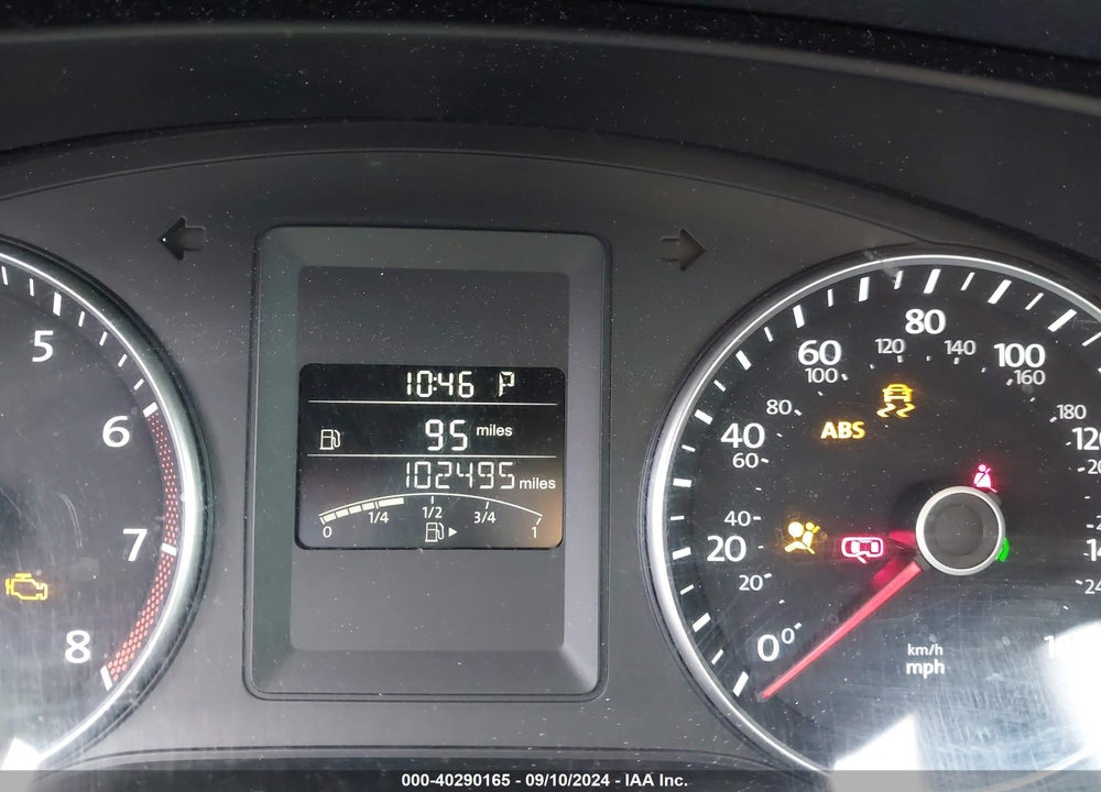 2014 VOLKSWAGEN JETTA 1.8T SE VIN: 3VWD17AJ5EM313920