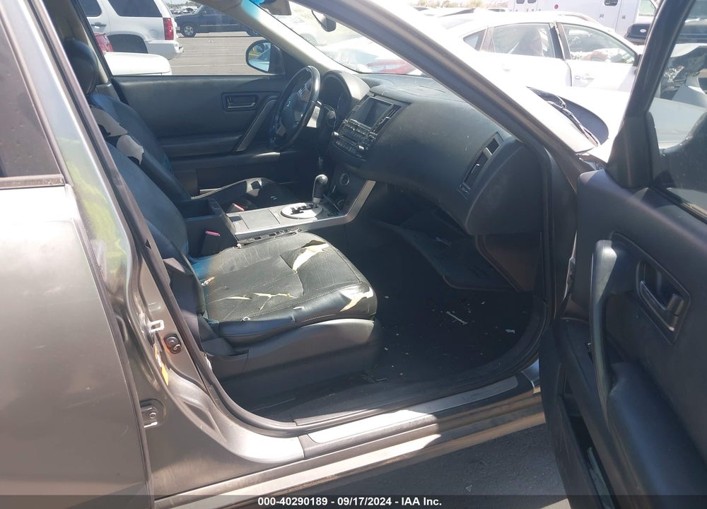 2005 INFINITI FX35 VIN: JNRAS08U65X102648