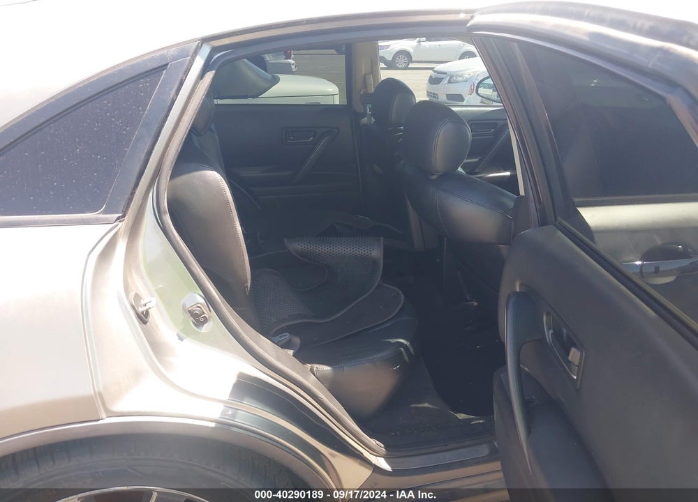 2005 INFINITI FX35 VIN: JNRAS08U65X102648