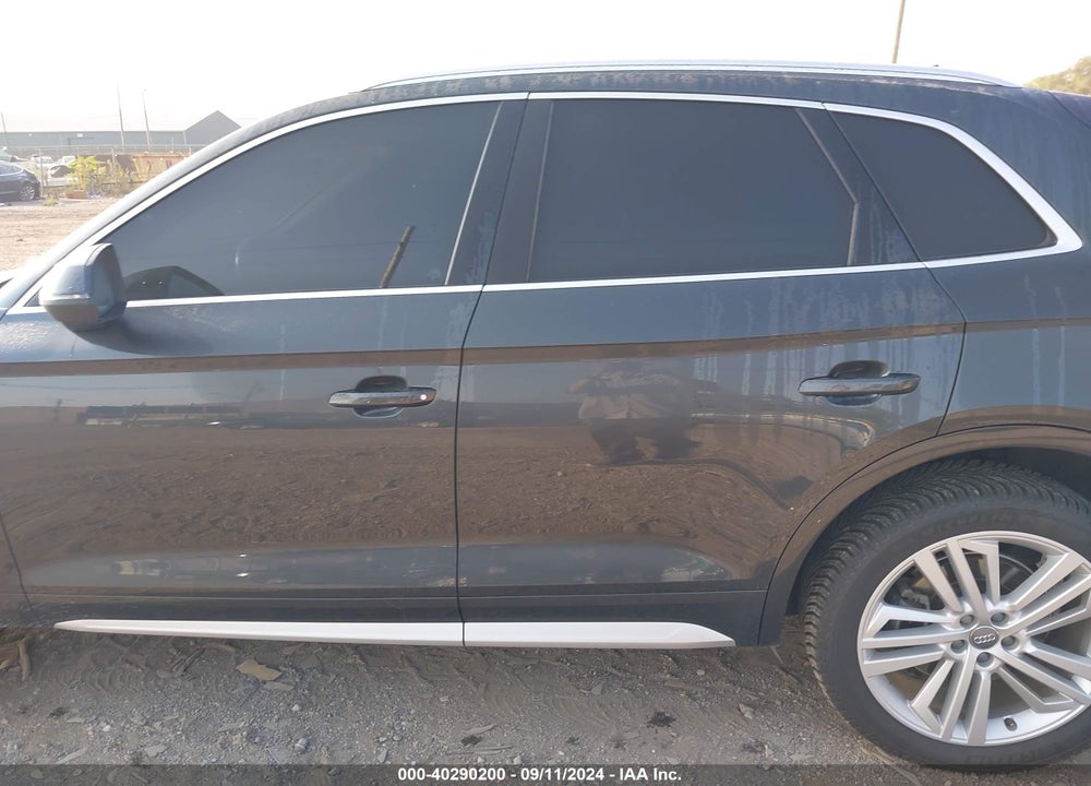 2018 AUDI Q5 2.0T PREMIUM VIN: WA1BNAFY9J2011026