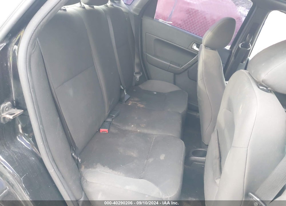2010 FORD FOCUS SES VIN: 1FAHP3GN6AW251028