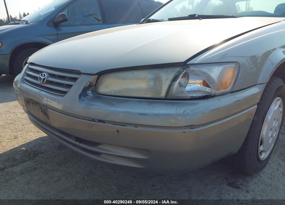 1998 TOYOTA CAMRY LE VIN: JT2BG22K7W0166726