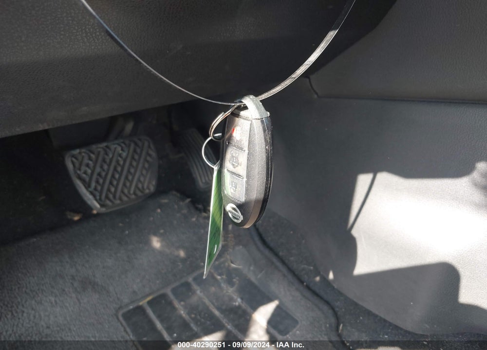 2013 NISSAN ROGUE VIN: JN8AS5MV6DW126632